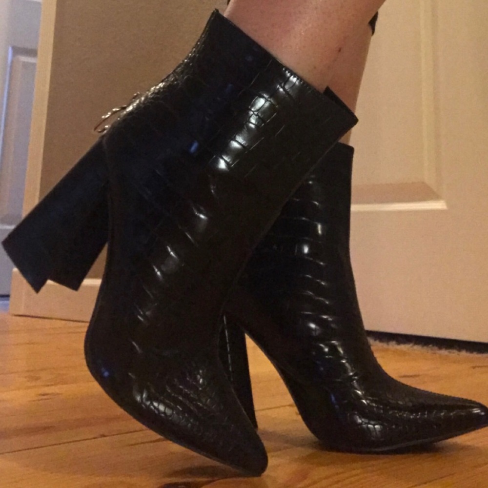 Black booties - Picture 3 of 3